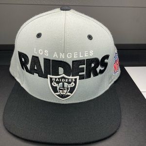 RAIDERS Mitchell & Ness snap back